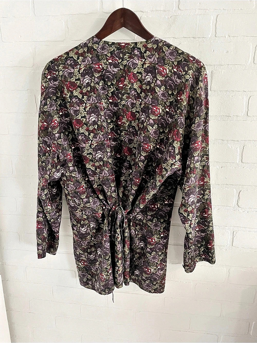 Tristan & Iseut Vintage 90s Silk Rose Print Tie Back Blouse Oversized Sz S - Picture 11 of 16